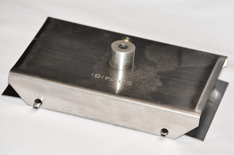 Ultramatic Feeders 1/4 Inch Hubbed Swing Gate Spinner Plate - Image 2